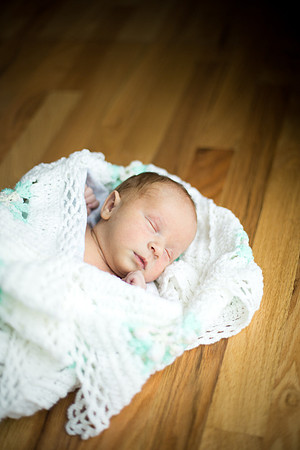 MinnetristaNewbornPhotographer_16