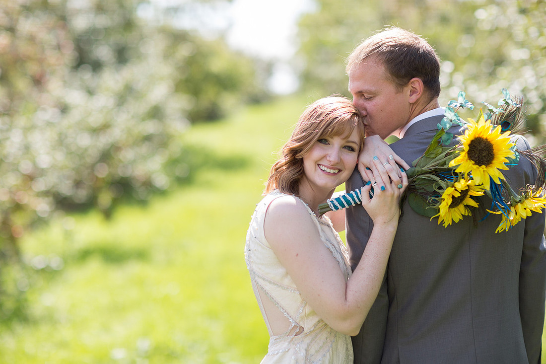 DeerLakeOrchard_WeddingPhotographer_33