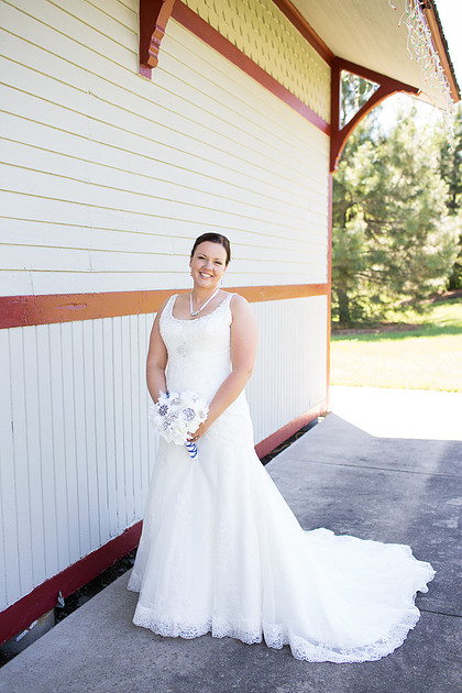 ChanhassenDinnerTheaterWeddingPhotographer_30