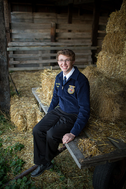 BellePlaineSeniorPhotographer_11