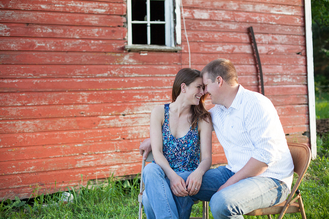 NorwoodYoungAmericaMNEngagementPhotographer_7