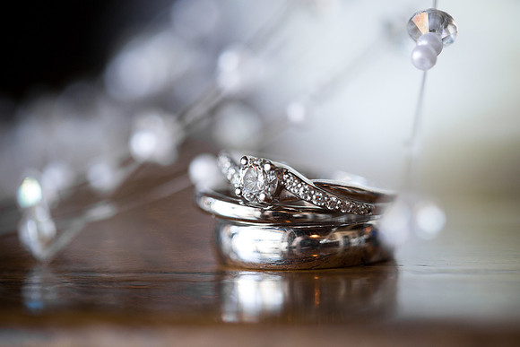 ChanhassenDinnerTheaterWeddingPhotographer_7