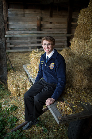 SWMetroSeniorPortraitPhotographer_37
